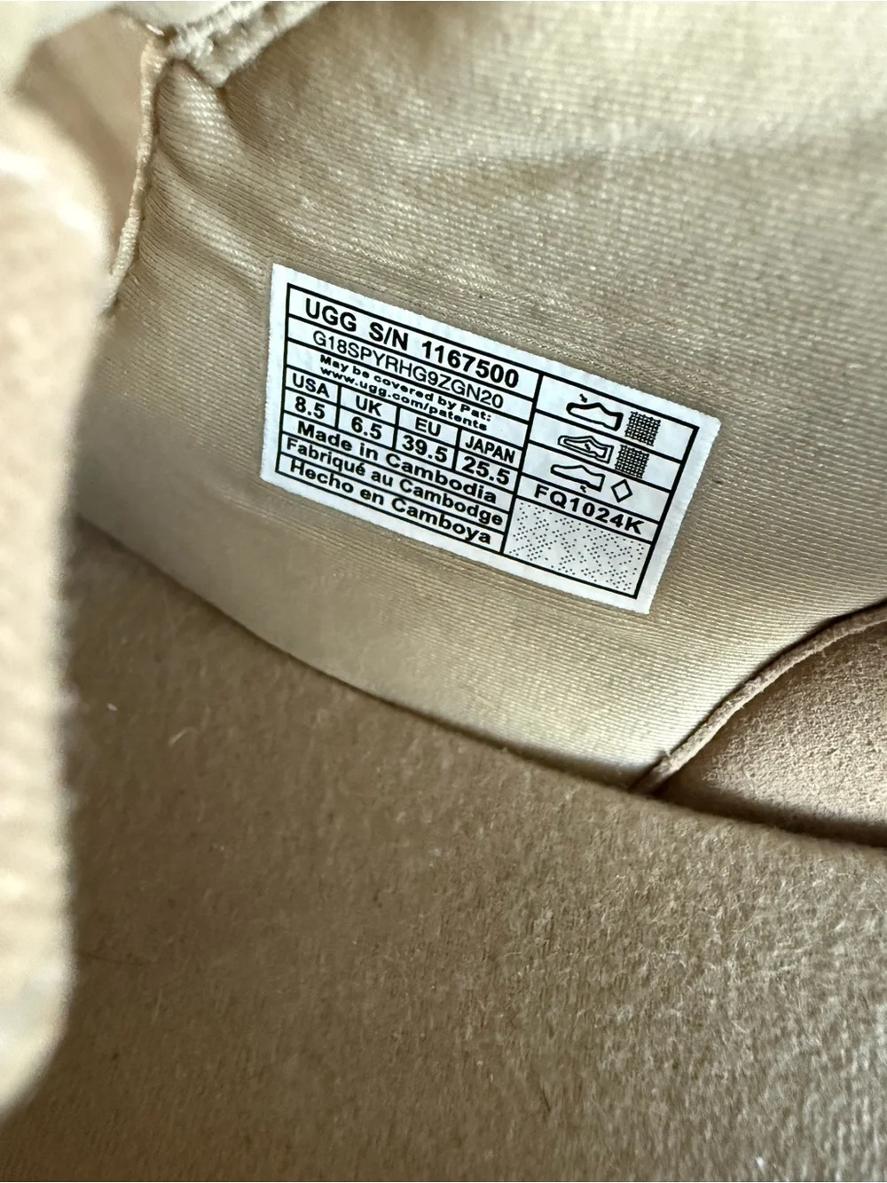UGG Ez-Duzit Platform T-Strap Sneakers